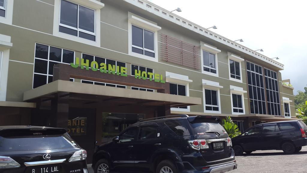 Jhoanie Hotel Tomohon Extérieur photo